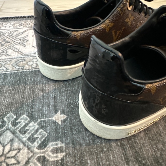 Louis Vuitton monogram sneaker - Picture 5 of 5